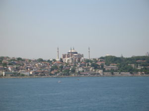 Istanbul vista dal Bosforo.