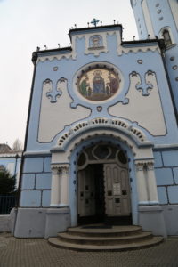 St. Elizabeth Church meglio conosciuta come la “Chiesa Blu”