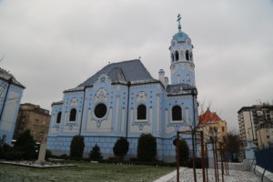 St. Elizabeth Church meglio conosciuta come la “Chiesa Blu”