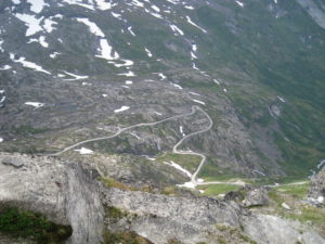La strada per il monte Dalsnibba.
