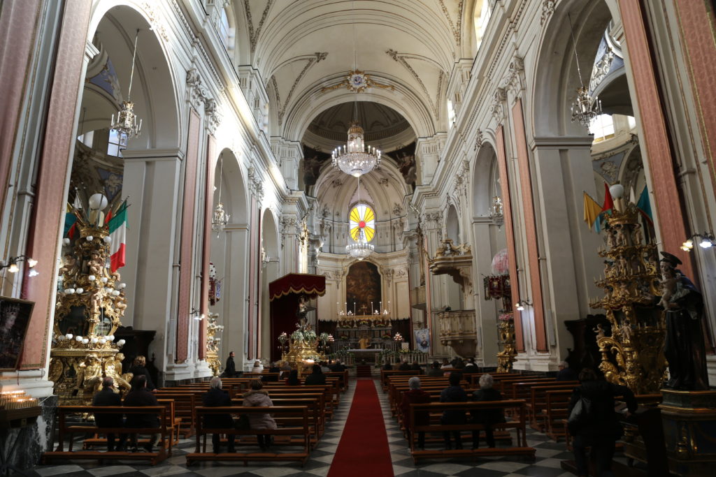 Chiesa di San Francesco d'Assisi all'Immacolata - interno.