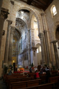 Il Duomo, interno.