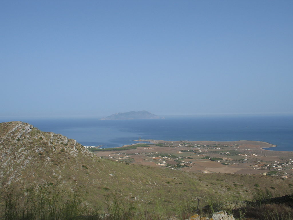Punta Sottile e Marettimo visti da Santa Caterina.