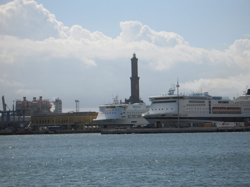 Genova, il porto.