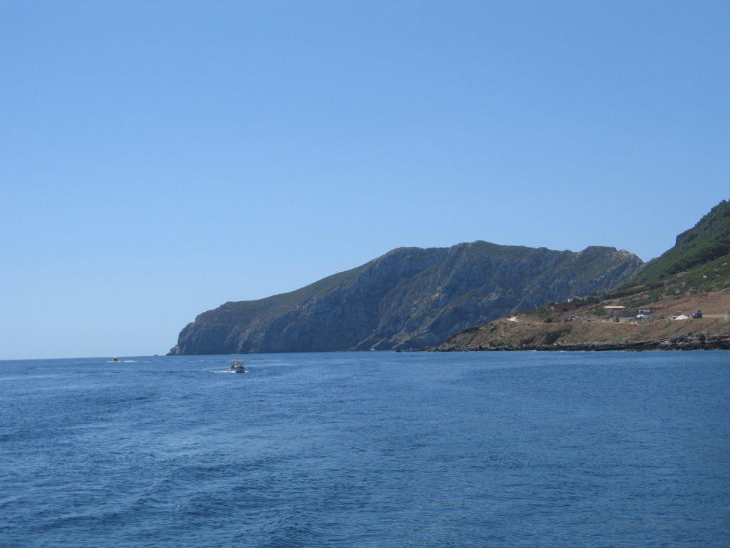 Marettimo, la costa.