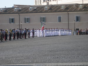 Piazza del Campidoglio, cambio della guardia.