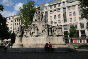 Mihály Vörösmarty Statue