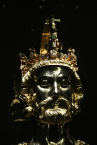 Visita al tesoro - Busto di Carlo Magno.