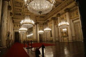 Palazzo Reale, la sala da Ballo.