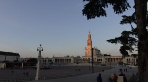 Il Sagato e la Basilica di Nostra Signora del Rosario di Fatima